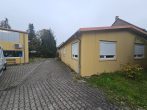 Pfeilerfreie Lagerhalle für 4,85 €/m² mit 2 Rolltoren & Freifläche + Wohn-/Bürogebäude mögl. - Bild