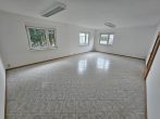 Pfeilerfreie Lagerhalle für 4,85 €/m² mit 2 Rolltoren & Freifläche + Wohn-/Bürogebäude mögl. - Bild