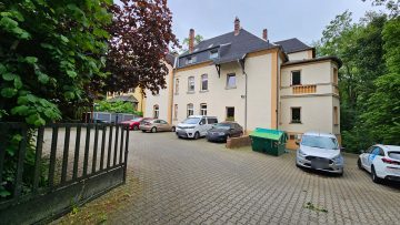 Freistehendes MFH mit 6 Einheiten, Stellplätzen und großem Grundstück, 04600 Altenburg, Mehrfamilienhaus