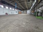 2 freist., pfeilerfreie Hallen in ruhiger Lage mit Büro-& Lagerebenen + ca. 2.500 m² Freifläche mgl. - Bild