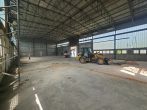 2 freist., pfeilerfreie Hallen in ruhiger Lage mit Büro-& Lagerebenen + ca. 2.500 m² Freifläche mgl. - Bild
