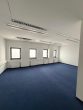 Arbeiten im Uni-Riesen - 21 Räume, barrierefreier Lift, EBK u.v.m. - Bild
