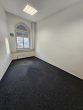 Große Büroetage im EG in einem sanierten Geschäftshaus - 5 Räume, Teeküche, Lift - Bild