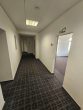 Große Büroetage im EG in einem sanierten Geschäftshaus - 5 Räume, Teeküche, Lift - Bild