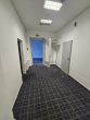 Große Büroetage im EG in einem sanierten Geschäftshaus - 5 Räume, Teeküche, Lift - Bild
