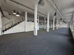 Imposante Büro/Gewerbefläche mit 2 Etagen im Loftstyle, hohe Loftfenster, 7 Räume, AR, WCs, Lift u.v.m. - Bild