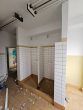 Büro- und Produktionskomplex auf großem Grundstück - Bild