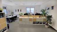 Voll vermietete Kapitalanlage! Sehr gepflegte, freist. Gewerbeimmobilie! - Büro
