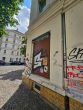 Verkaufs-/Ladenfläche im san. Altbau mit gr. Schaufensterfront, EBK, Außenjalousien, WC, Keller - Bild