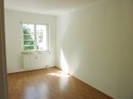 Helle 2- Raumwohnung mit Balkon in Möckern, Bad mit Badewanne + Fenster, Außenjalousie, Keller - Bild