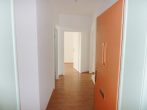 Helle 2- Raumwohnung mit Balkon in Möckern, Bad mit Badewanne + Fenster, Außenjalousie, Keller - Bild
