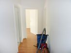 Helle 2- Raumwohnung mit Balkon in Möckern, Bad mit Badewanne + Fenster, Außenjalousie, Keller - Bild