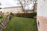 Sanierungsbedürftiges MFH mit 6 Wohneinheiten + Nebengebäude + Stellplätze - Bild