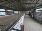 Freistehende, pfeilerfreie Halle in ruhiger Lage mit Büro-/Lagerebene, Freifläche möglich - Bild
