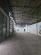 Freistehende, pfeilerfreie Halle in ruhiger Lage mit Büro-/Lagerebene, Freifläche möglich - Bild