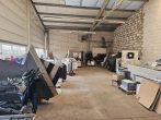 Warmhalle im Gewerbegebiet Wachau, Rolltor, kl. Büro, SP mgl. - Bild