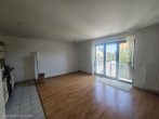 Lichtdurchflutete 1-R-ETW mit offenem Küchen- und Wohnbereich mit EBK & Balkon, TG-SP mgl. - Bild