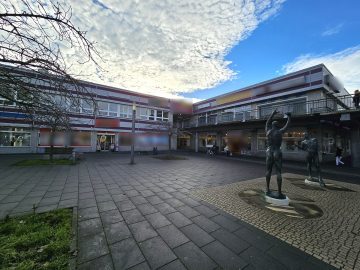 Kleine Bürofläche als einzelner Raum im 2.OG, Gemeinschafts-Teeküche/ -WC, Lift, SP mgl., 06122 Halle (Saale), Bürofläche