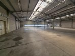 Warmhalle im Gewerbegebiet Wachau, Büro, Lager, Produktion u.a., Rolltore, 12 SP mgl. - Bild