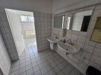 Bürofläche mit 9 Räumen, Teeküche, 3 WCs, SP mgl. - Bild