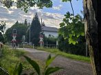 EFH + Werkstatt-Nebengebäude auf ca. 3.555 m² gr. Bau-GS - 9 Räume, 3 Garagen, , Gartenteich u.v.m. - Bild