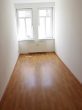 Helle 3-R-Wohnung mit offener Wohnküche, 2 sep. AR, Tageslichtbad mit Wanne u. Dusche - Kinderzimmer