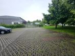 Freistehende, pfeilerfreie + verglaste Halle in idyllischer Lage, viele Nutzungsmöglichkeiten, 25 SP - Bild