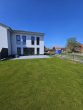 Erstbezug! Bj. 2025, Niedrigenergiehaus - Privatoase mit eigenem Garten und nah am Goitzschesee - Grundstück (Rasen KI optimiert)