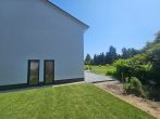 Privatoase mit modernem Neubaukomfort in ruhiger Lage mit Garten und nah am Goitzschesee - Bild