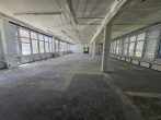 Lichtdurchflutete und imposante Gewerbefläche im Gewerbegebiet, veredelter Rohbau, SP mgl. - Bild