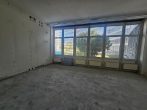 Lichtdurchflutete und imposante Gewerbefläche im Gewerbegebiet, veredelter Rohbau, SP mgl. - Bild