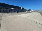 Tolle Kombi - 1 Industriehalle mit Kranbahn + 2 gr. Rolltore + 2 Warmlager + 3 Büro's + Freifläche - Bild