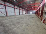 Tolle Kombi - 1 Industriehalle mit Kranbahn + 2 gr. Rolltore + 2 Warmlager + 3 Büro's + Freifläche - Bild