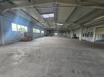 Ca. 6.102 m² GS mit 2 Warmlagerhallen mit Büro- + Sozialtrakt, gr. Rolltore, Löschteich, SP - Bild
