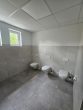 Ca. 6.102 m² GS mit 2 Warmlagerhallen mit Büro- + Sozialtrakt, gr. Rolltore, Löschteich, SP - Bild