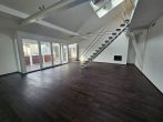 Repräsentative Büro-/Praxisfläche im DG mit Galerie, Kamin, 2 sep. WCs, gr. Balkon, Lift, SP mgl. - mit Kamin