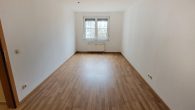 Sonnige 2-Zi-Whg. mit Südbalkon, Parkett, Lift, Keller, SUV-TG mgl., *Möbel-Abkauf mögl. - Schlafzimmer