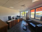Moderne Gewerbefläche mit Büro + Lager, Freifläche + SP mgl. - Bild